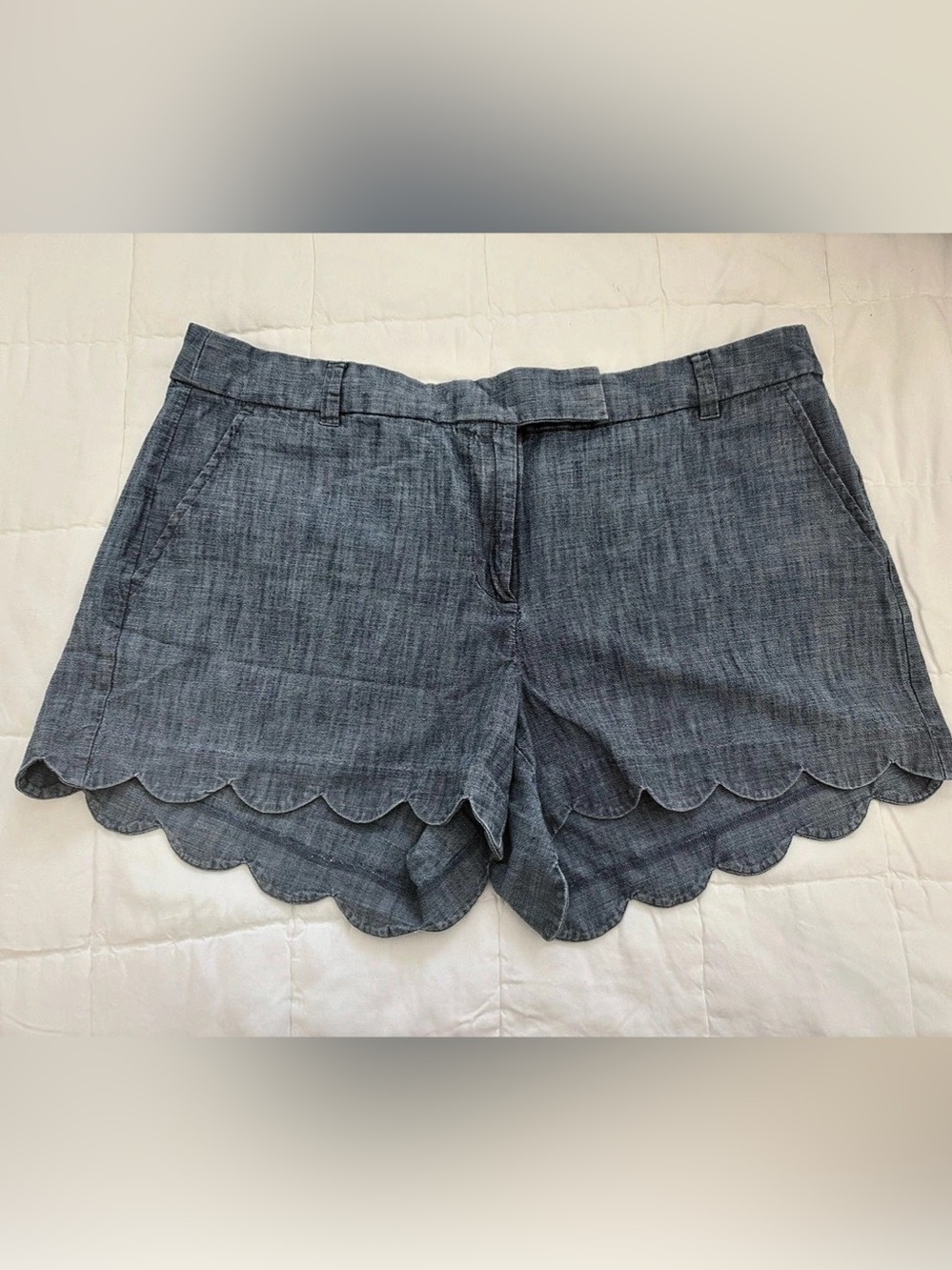 J Crew Women’s Scalloped chambray Shorts 14